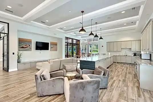 На продажу: $950,000 (5 спален, 3 ванн, 3512 Квадратных фут)