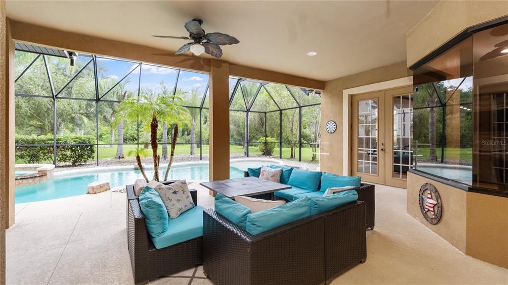 На продажу: $950,000 (5 спален, 3 ванн, 3512 Квадратных фут)