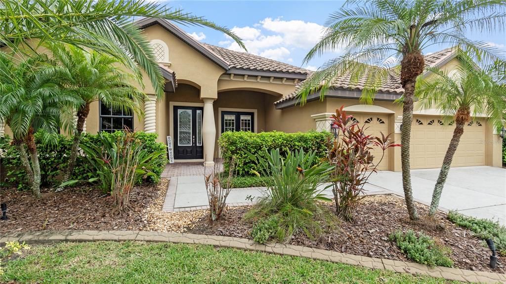 На продажу: $950,000 (5 спален, 3 ванн, 3512 Квадратных фут)