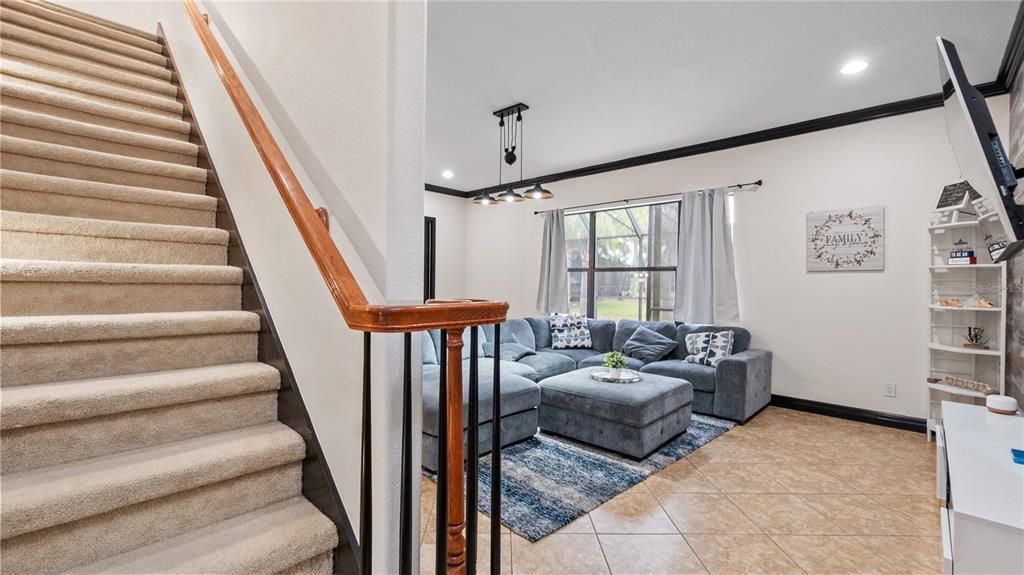 На продажу: $950,000 (5 спален, 3 ванн, 3512 Квадратных фут)