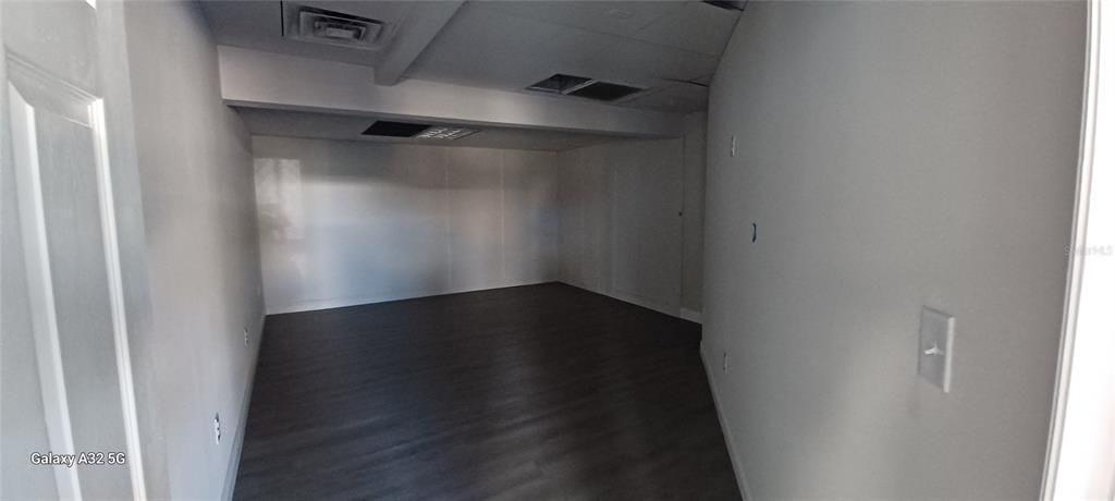 待售: $874,000 (0 贝兹, 0 浴室, 3964 平方英尺)