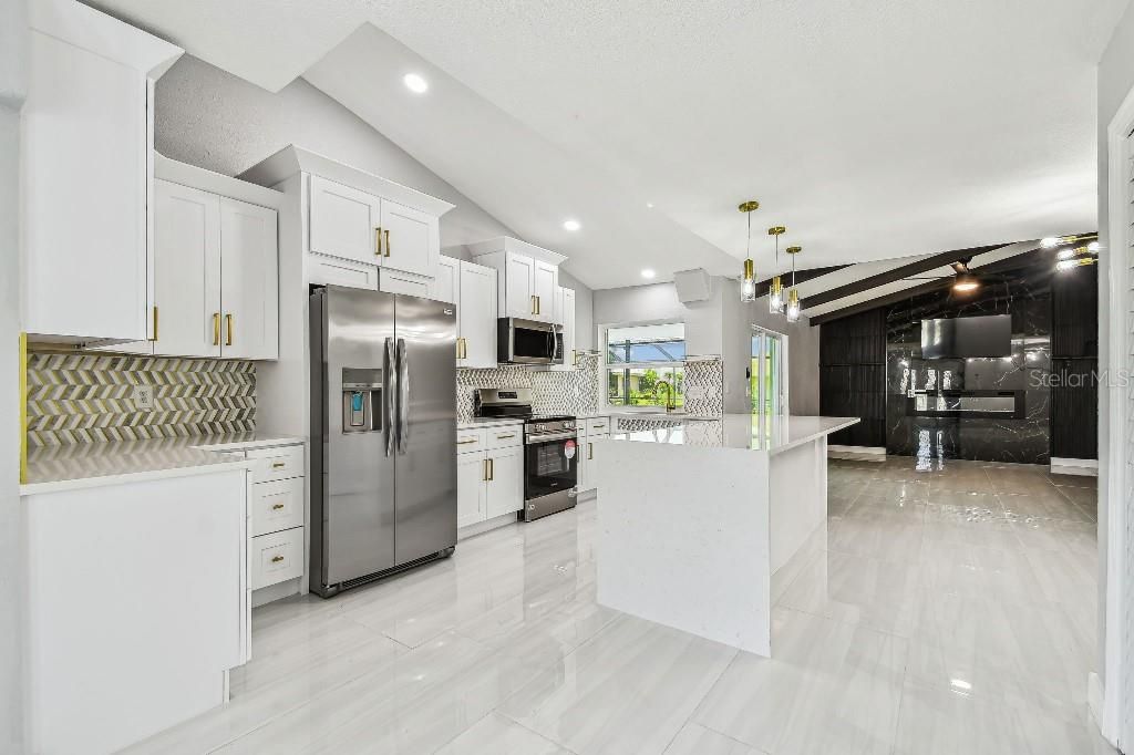 Active With Contract: $515,000 (3 beds, 2 baths, 1865 Square Feet)