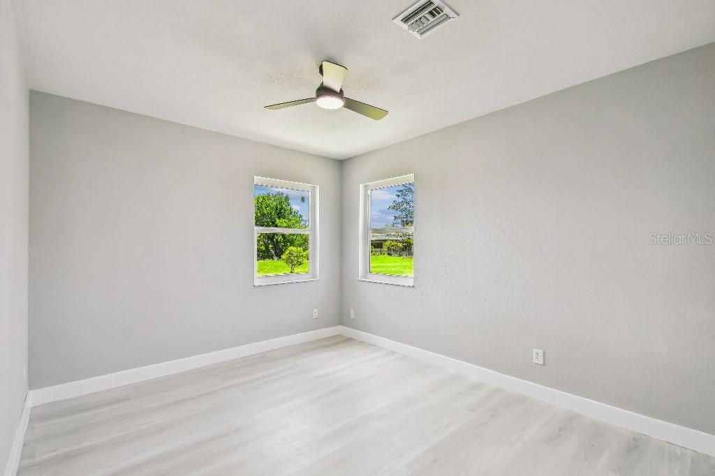 Active With Contract: $515,000 (3 beds, 2 baths, 1865 Square Feet)