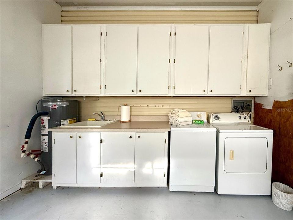 待售: $233,000 (3 贝兹, 2 浴室, 1620 平方英尺)