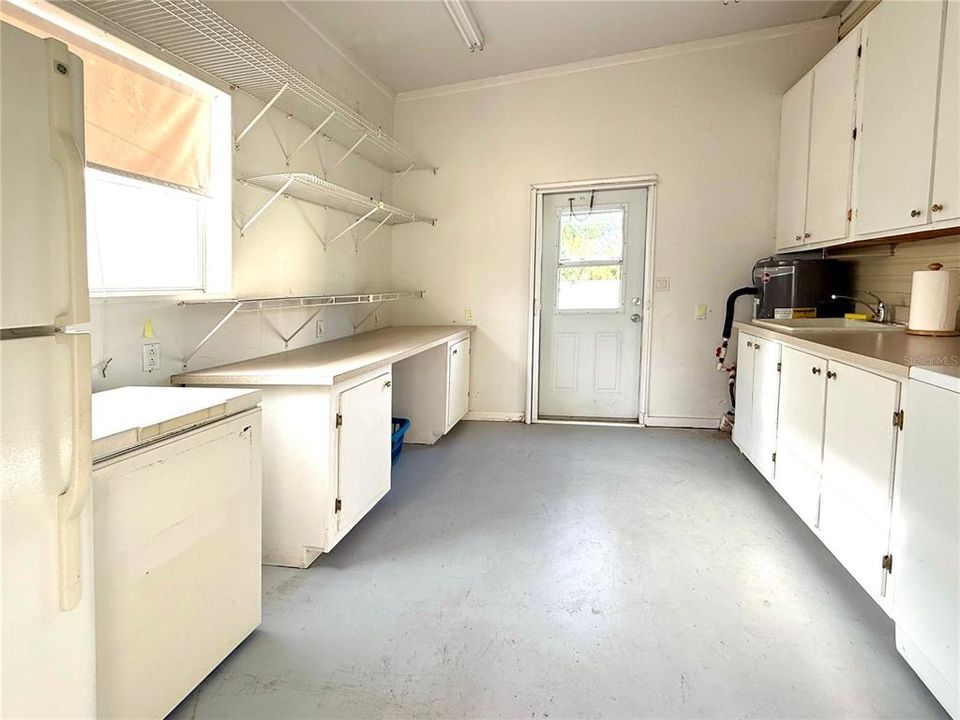 待售: $233,000 (3 贝兹, 2 浴室, 1620 平方英尺)