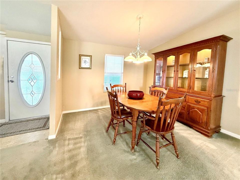 待售: $233,000 (3 贝兹, 2 浴室, 1620 平方英尺)