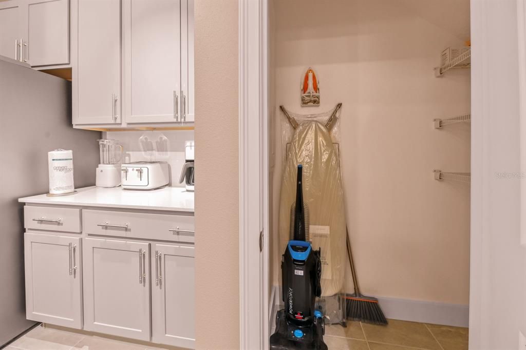 На продажу: $1,299,000 (5 спален, 5 ванн, 1753 Квадратных фут)