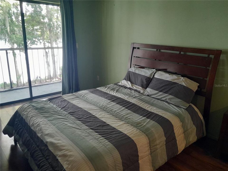 На продажу: $179,900 (2 спален, 2 ванн, 960 Квадратных фут)