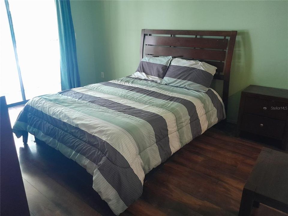 На продажу: $179,900 (2 спален, 2 ванн, 960 Квадратных фут)