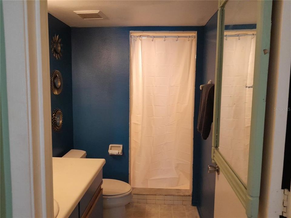 На продажу: $179,900 (2 спален, 2 ванн, 960 Квадратных фут)