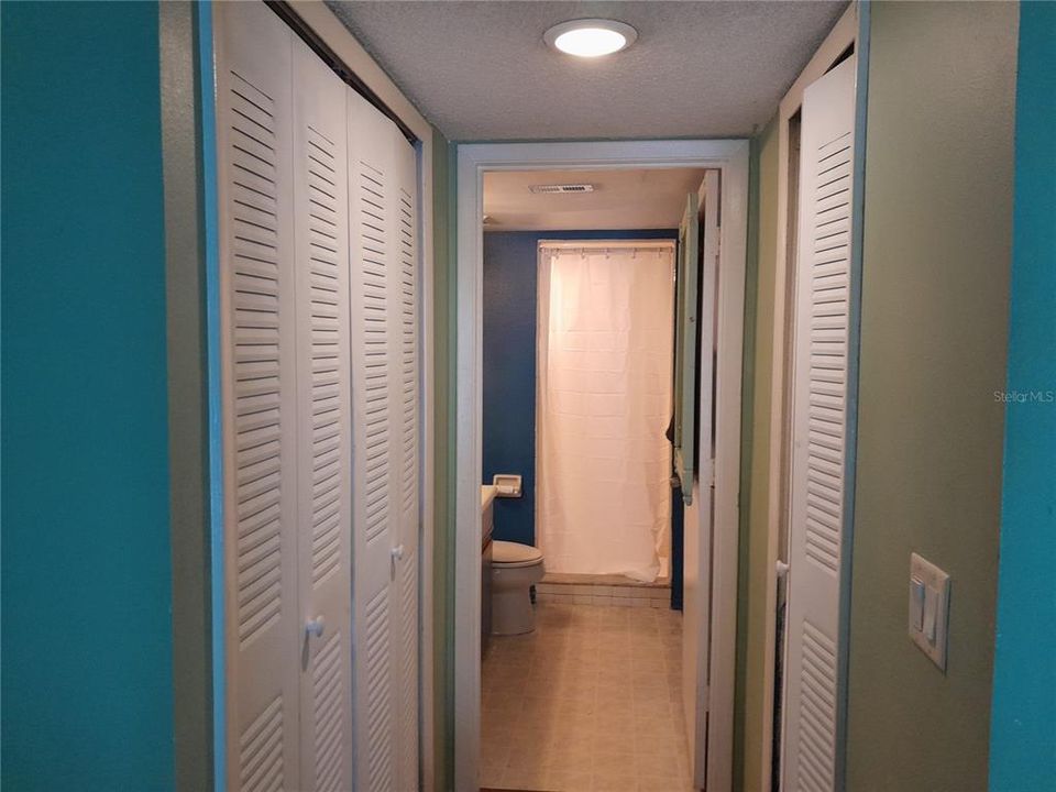 На продажу: $179,900 (2 спален, 2 ванн, 960 Квадратных фут)