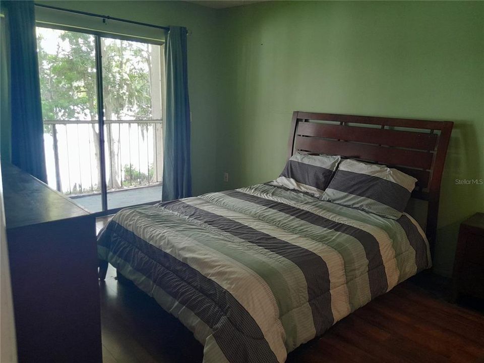 На продажу: $179,900 (2 спален, 2 ванн, 960 Квадратных фут)