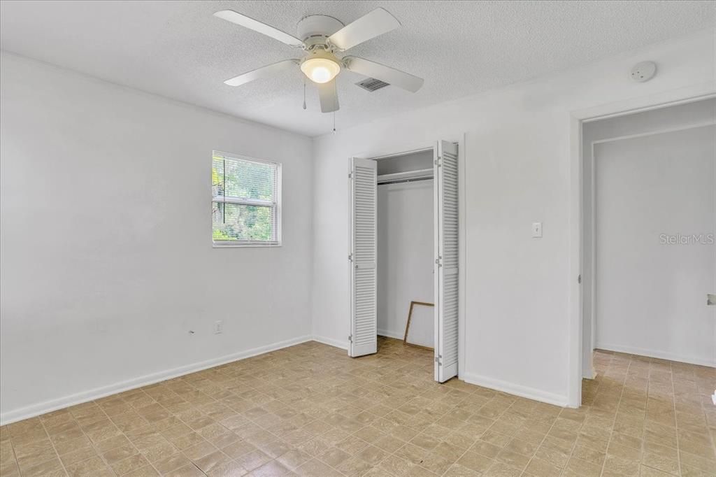 En Venta: $272,000 (2 camas, 1 baños, 948 Pies cuadrados)