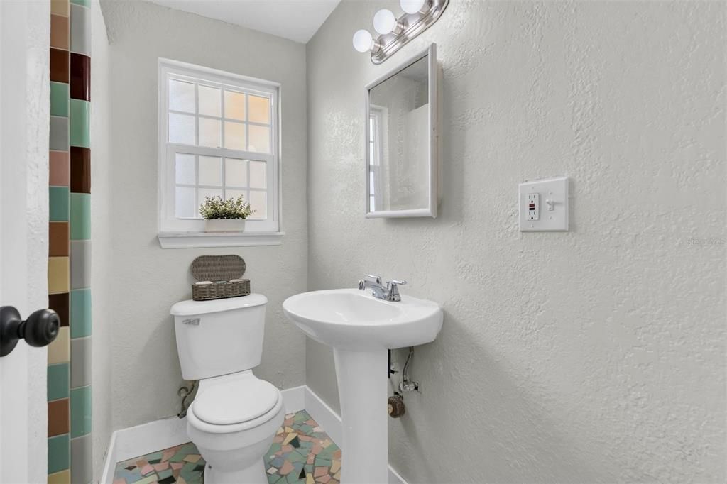 На продажу: $849,900 (3 спален, 3 ванн, 2503 Квадратных фут)