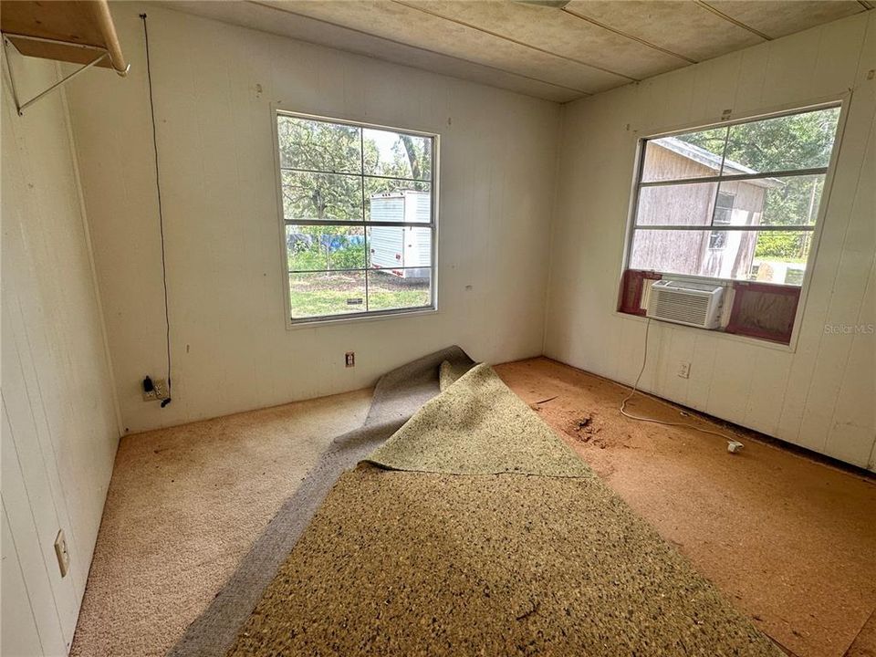 На продажу: $88,000 (2 спален, 2 ванн, 864 Квадратных фут)