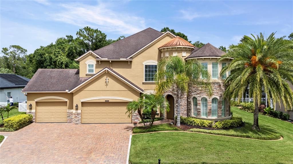 На продажу: $1,400,000 (5 спален, 4 ванн, 4554 Квадратных фут)