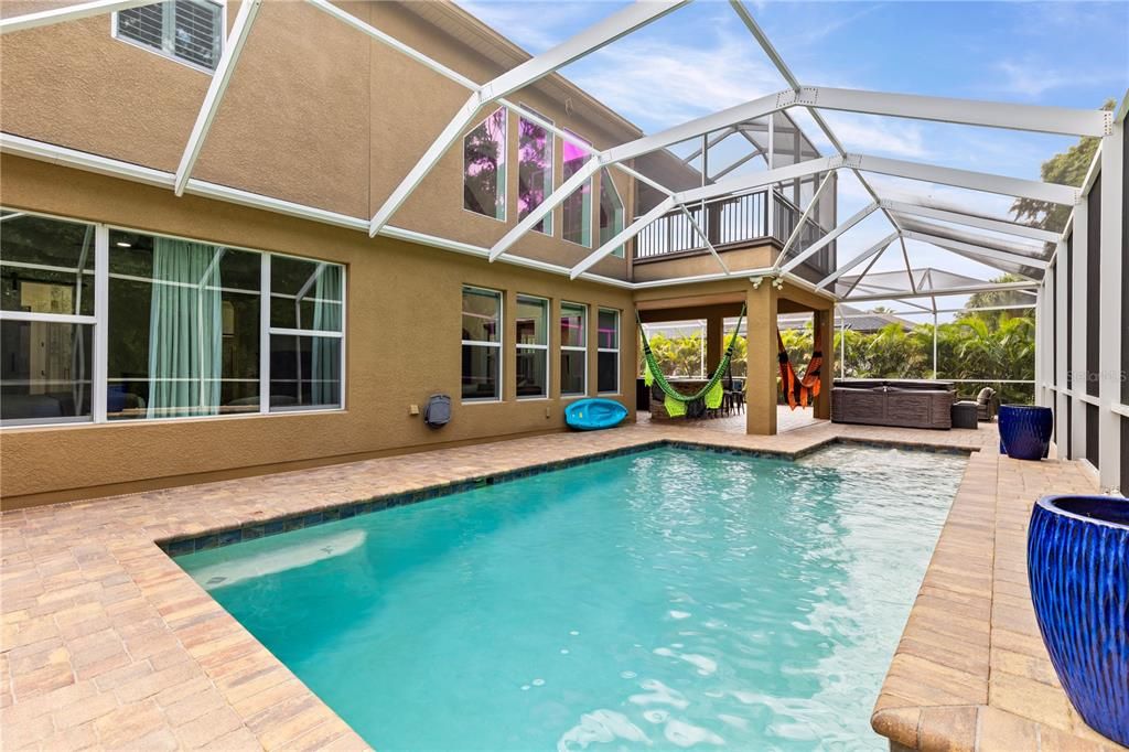 На продажу: $1,400,000 (5 спален, 4 ванн, 4554 Квадратных фут)