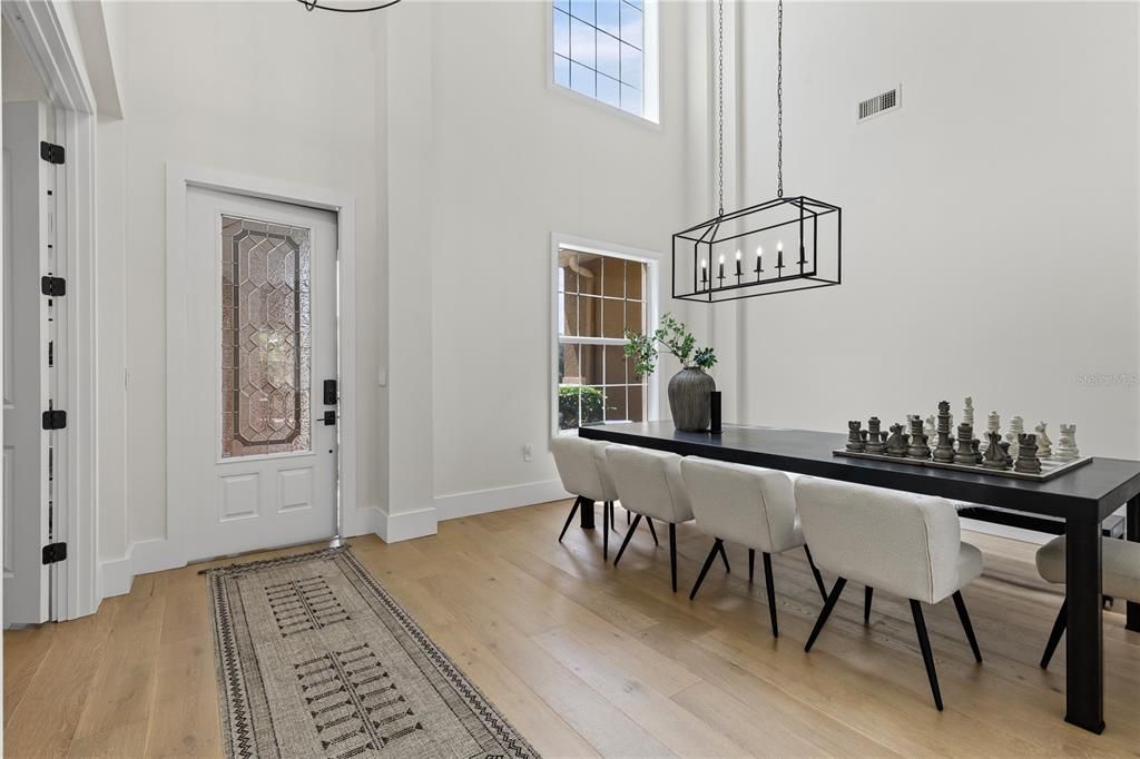 На продажу: $1,400,000 (5 спален, 4 ванн, 4554 Квадратных фут)