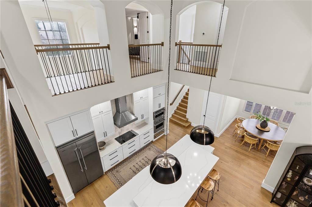 На продажу: $1,400,000 (5 спален, 4 ванн, 4554 Квадратных фут)