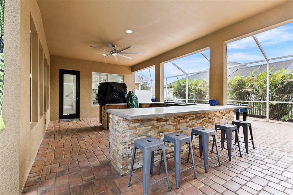 На продажу: $1,400,000 (5 спален, 4 ванн, 4554 Квадратных фут)