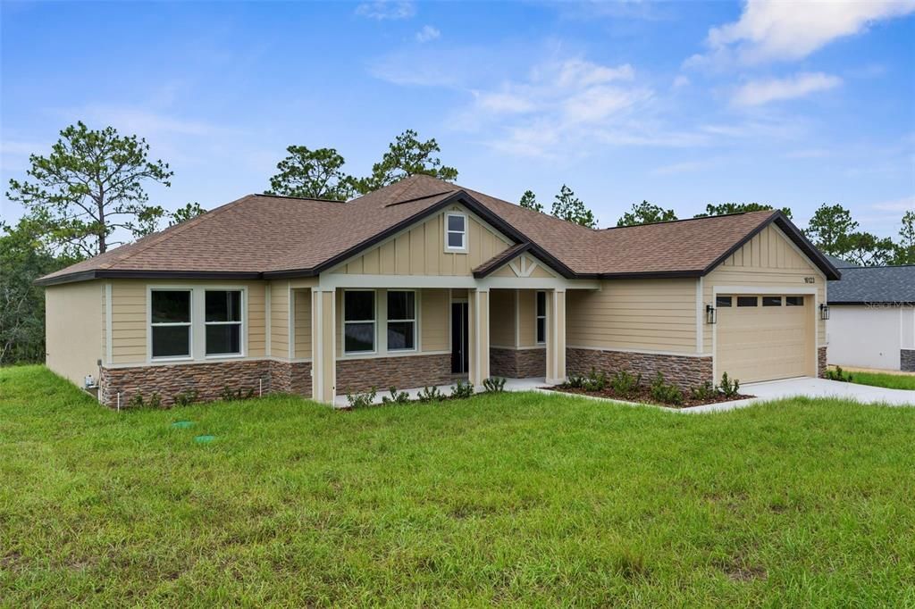 Active With Contract: $418,900 (4 beds, 2 baths, 2131 Square Feet)