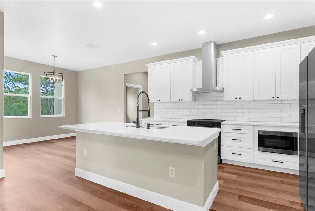 Active With Contract: $418,900 (4 beds, 2 baths, 2131 Square Feet)