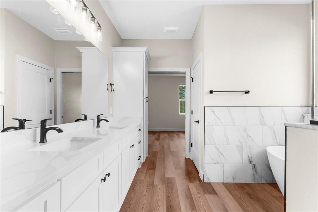 Active With Contract: $418,900 (4 beds, 2 baths, 2131 Square Feet)