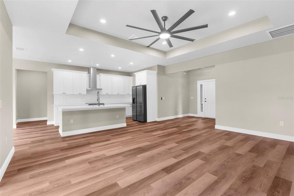 Active With Contract: $418,900 (4 beds, 2 baths, 2131 Square Feet)