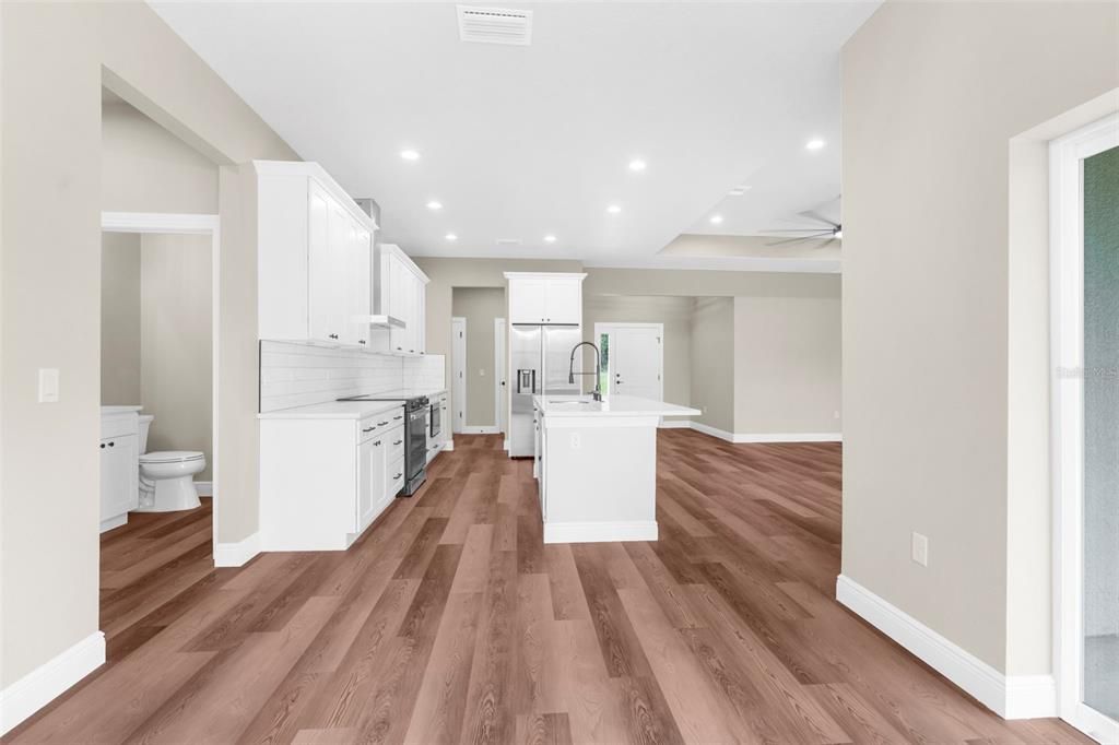 Active With Contract: $418,900 (4 beds, 2 baths, 2131 Square Feet)