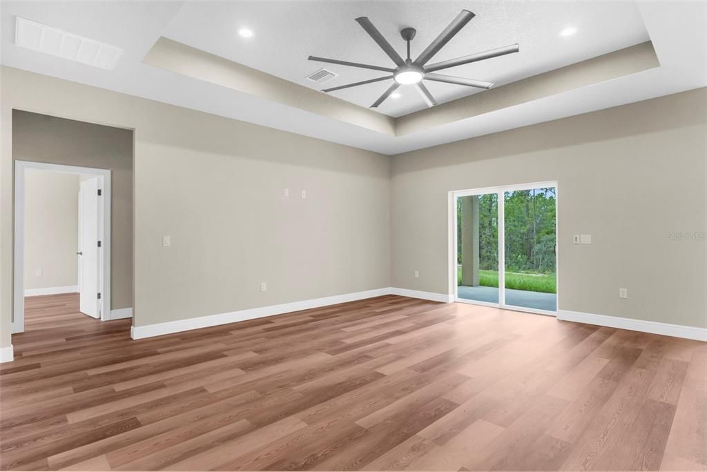 Active With Contract: $418,900 (4 beds, 2 baths, 2131 Square Feet)