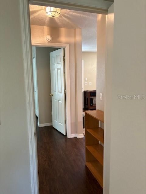 Active With Contract: $250,000 (3 beds, 2 baths, 1082 Square Feet)