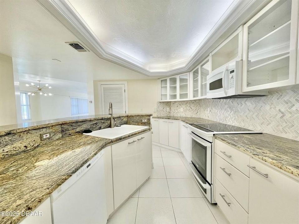 待售: $619,000 (3 贝兹, 3 浴室, 2362 平方英尺)