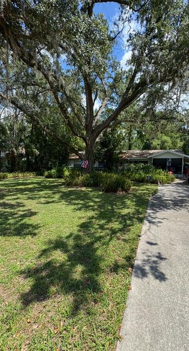 Recently Sold: $180,000 (3 beds, 2 baths, 1248 Square Feet)