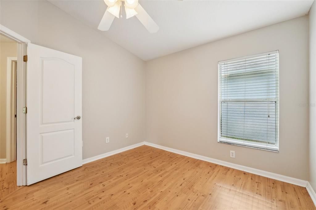 Activo con contrato: $299,900 (3 camas, 2 baños, 1296 Pies cuadrados)