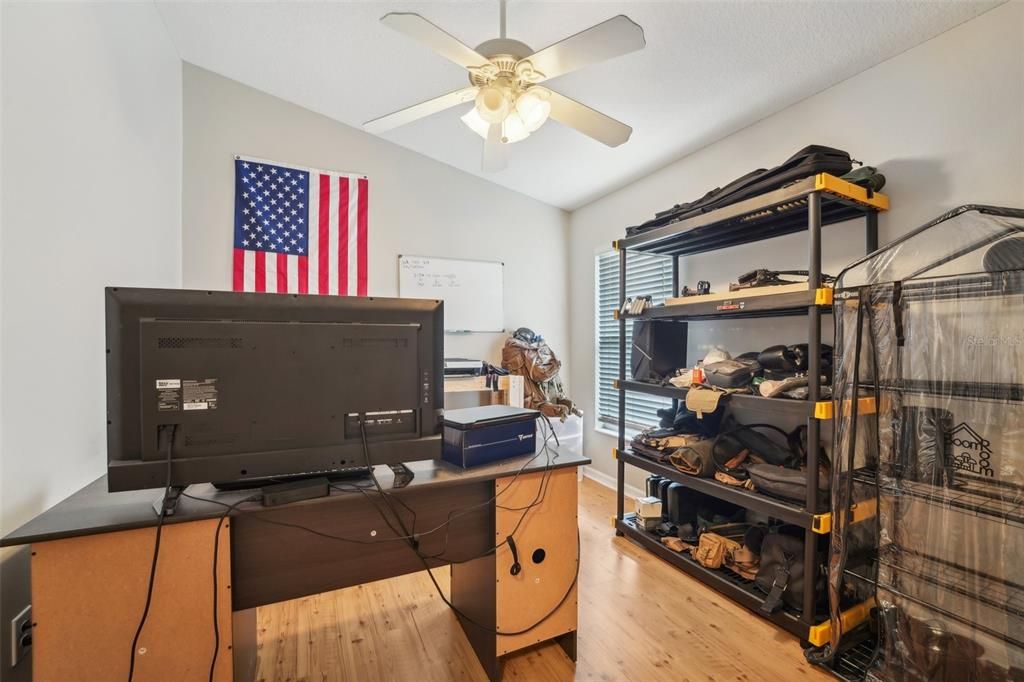 Activo con contrato: $299,900 (3 camas, 2 baños, 1296 Pies cuadrados)