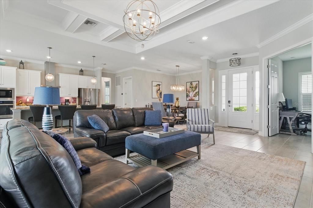 For Sale: $1,400,000 (4 beds, 2 baths, 2361 Square Feet)