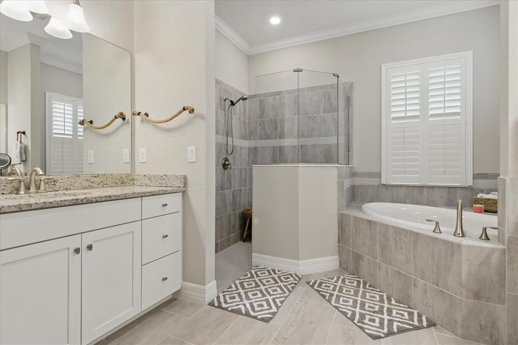 For Sale: $1,400,000 (4 beds, 2 baths, 2361 Square Feet)