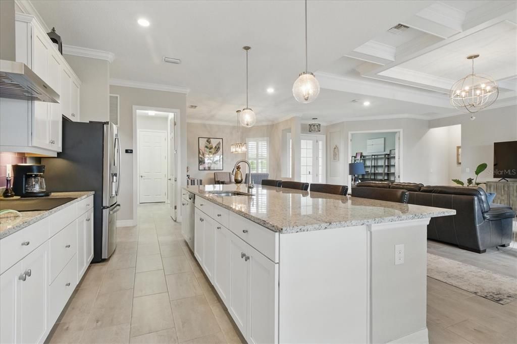 For Sale: $1,400,000 (4 beds, 2 baths, 2361 Square Feet)