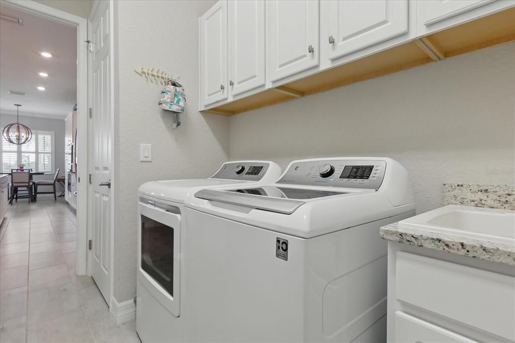 For Sale: $1,400,000 (4 beds, 2 baths, 2361 Square Feet)