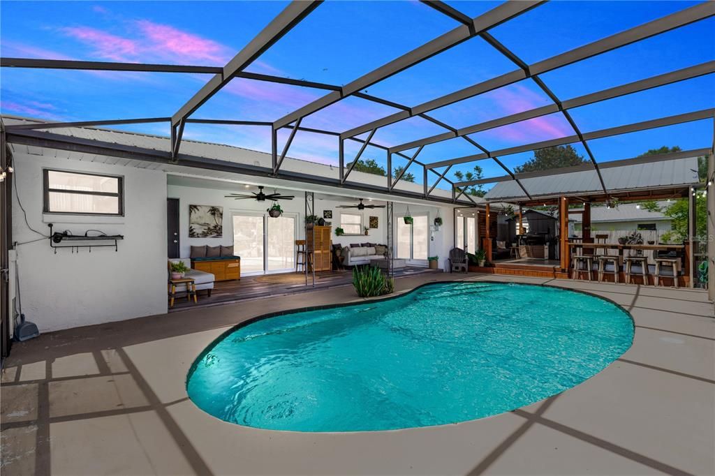 For Sale: $672,900 (3 beds, 2 baths, 2203 Square Feet)