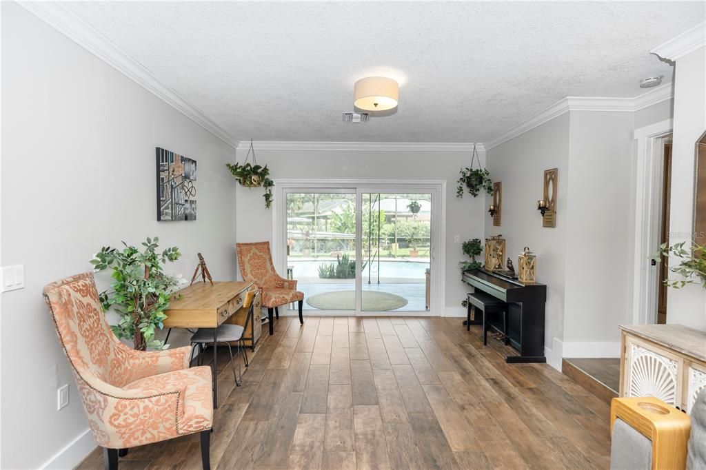 For Sale: $672,900 (3 beds, 2 baths, 2203 Square Feet)