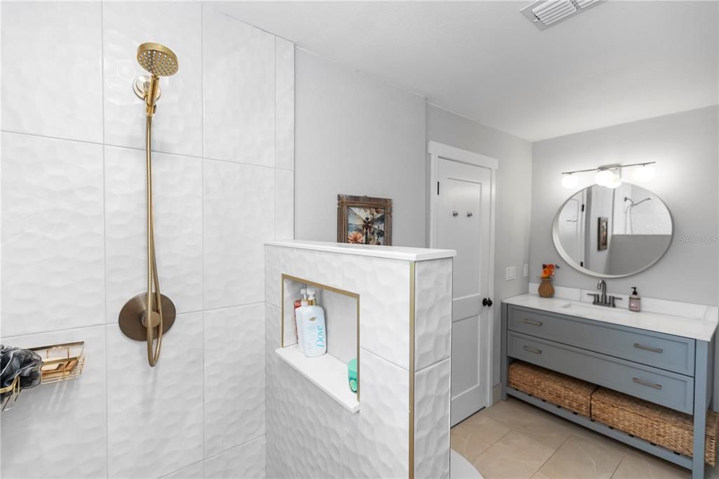 For Sale: $672,900 (3 beds, 2 baths, 2203 Square Feet)