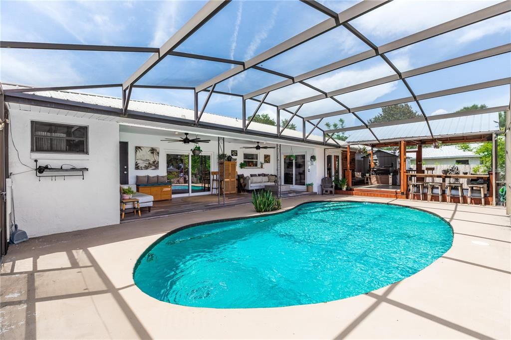 For Sale: $672,900 (3 beds, 2 baths, 2203 Square Feet)