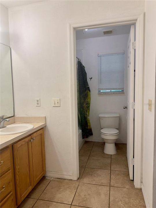 For Sale: $205,000 (3 beds, 2 baths, 1179 Square Feet)