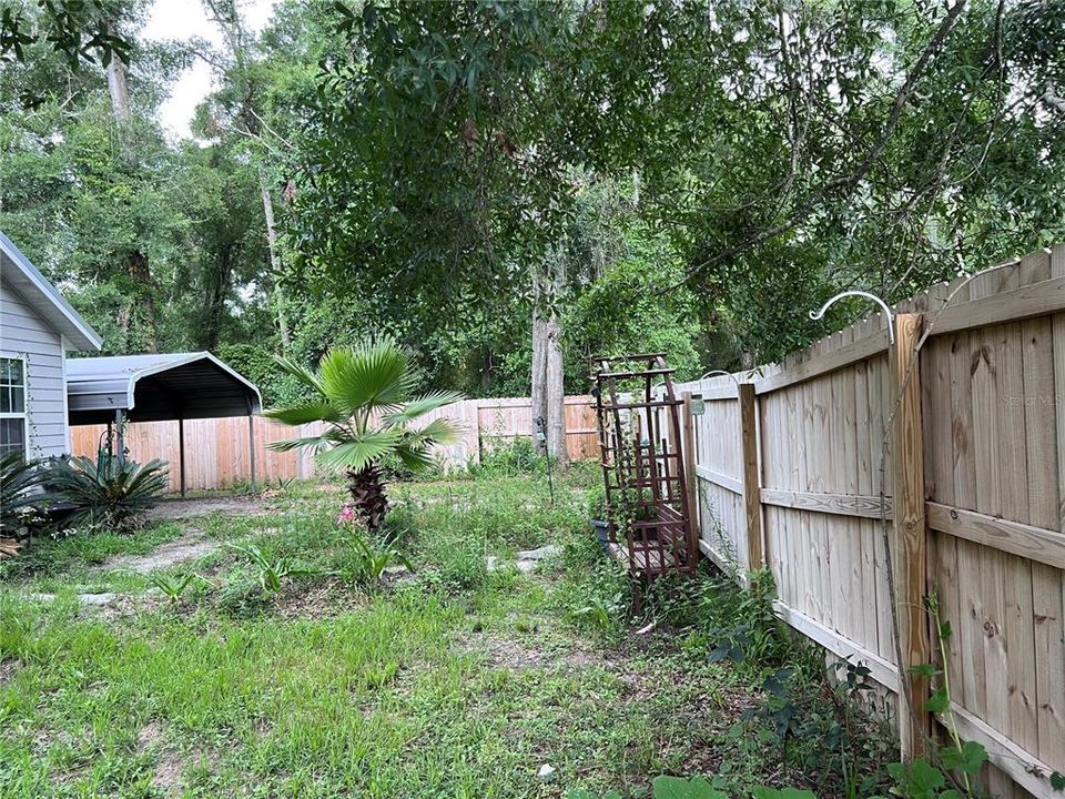 For Sale: $205,000 (3 beds, 2 baths, 1179 Square Feet)