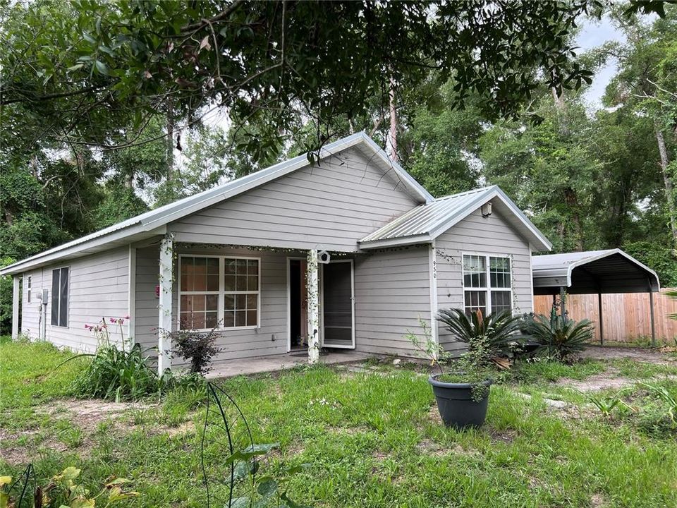 For Sale: $205,000 (3 beds, 2 baths, 1179 Square Feet)