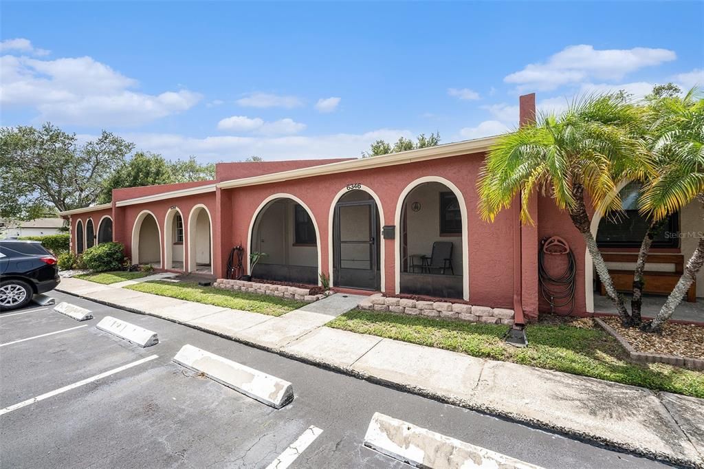 待售: $224,999 (2 贝兹, 2 浴室, 970 平方英尺)