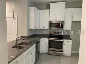 En Venta: $299,900 (3 camas, 2 baños, 1444 Pies cuadrados)