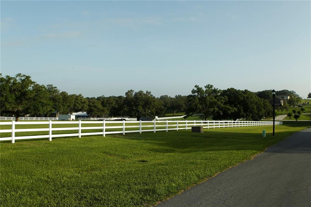 Activo con contrato: $249,900 (2.27 acres)