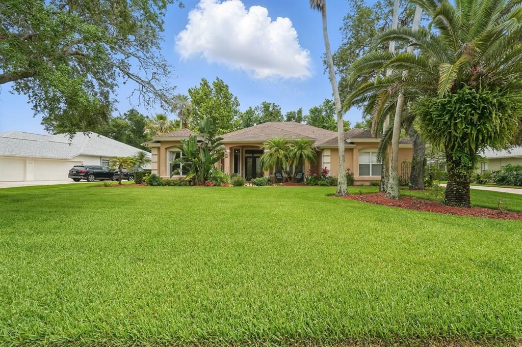 合同活跃: $699,000 (4 贝兹, 3 浴室, 2602 平方英尺)